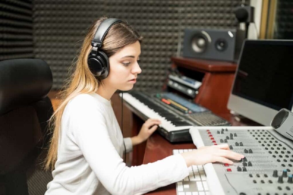 Sound Engineering Degree Guide